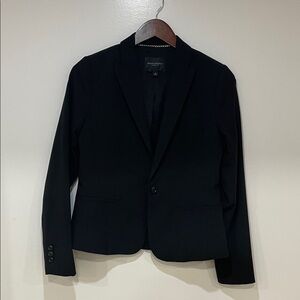 Banana Republic Marzotto women’s suit coat size 4 black